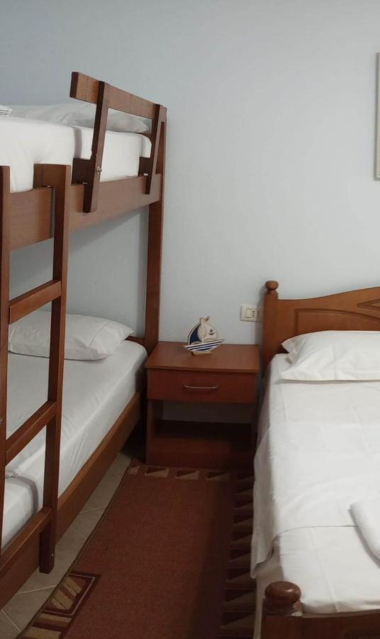 Comfortable apartment Shëngjin Extérieur photo